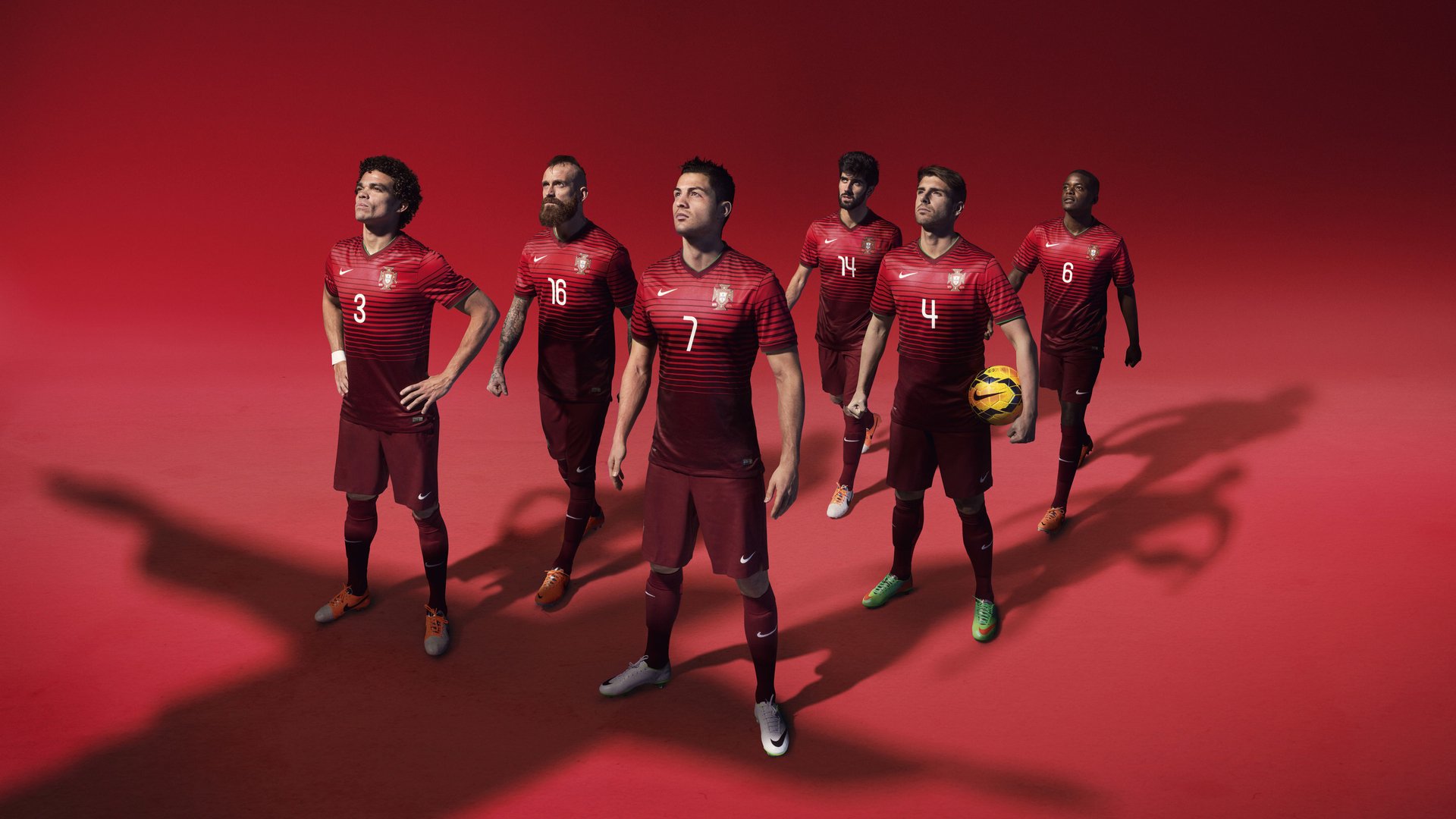 九游体育电竞官网-世界杯逆袭传奇：英雄用荣耀书写奇迹！，世界杯传奇人物